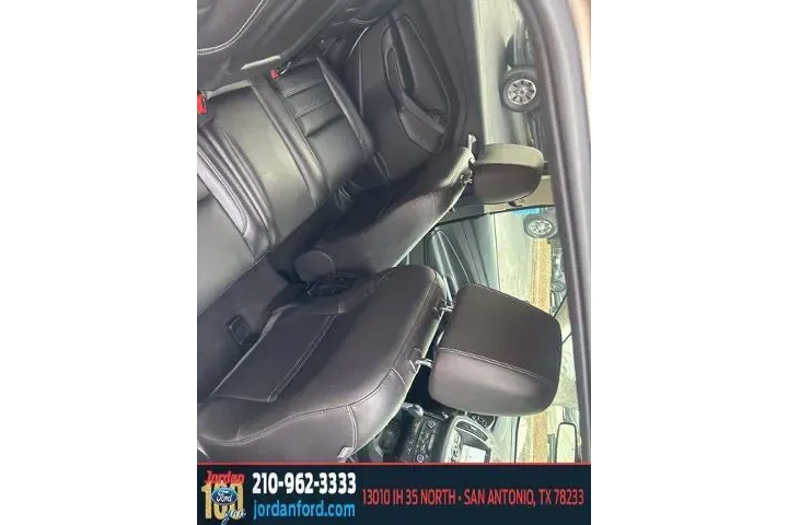$13502 : Ford Escape 2017 Titanium 4d image 8