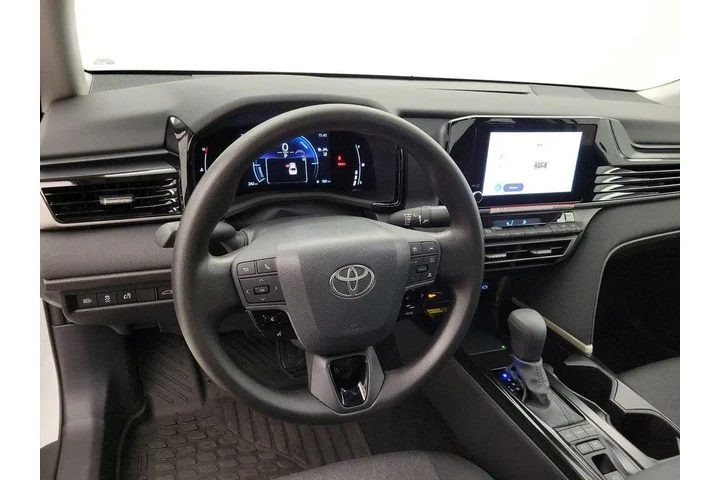 $31998 : Toyota Camry 2026 LE 4dr Sed image 10