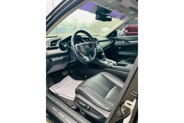 $12995 : 2016 Civic Touring image 10