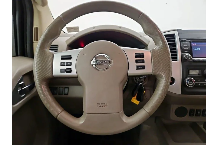 $17998 : Nissan Frontier 2015 4x2 SV image 10