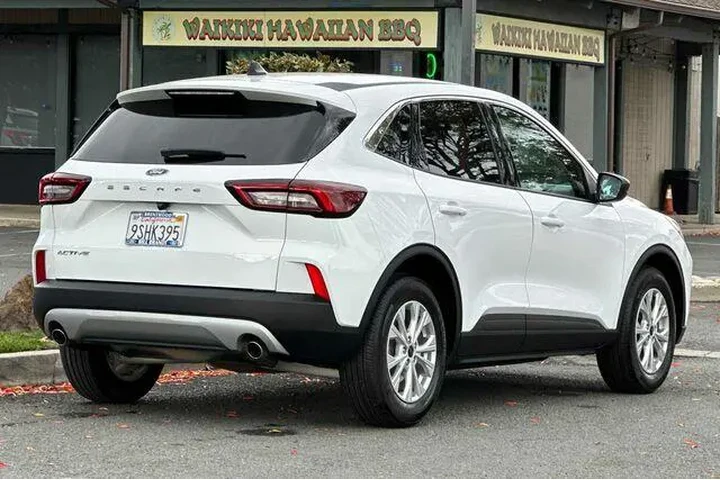 $19867 : Ford Escape 2024 Active 4dr image 3
