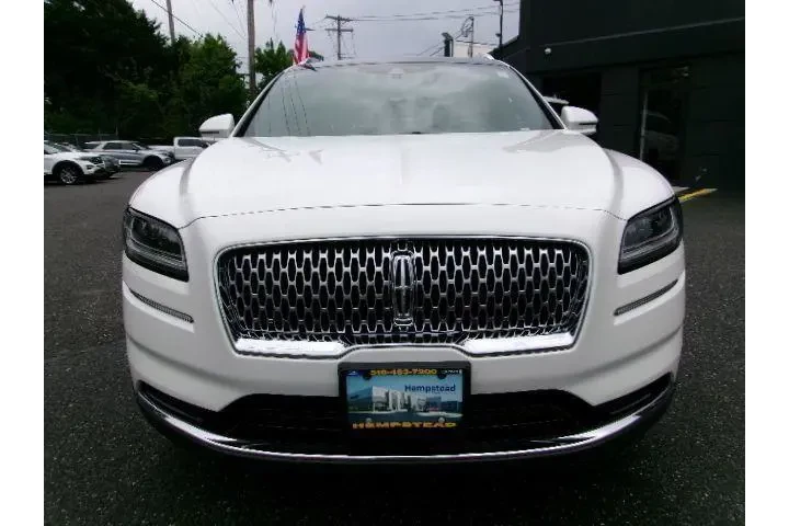 $34889 : Lincoln Nautilus 2022 AWD Re image 2