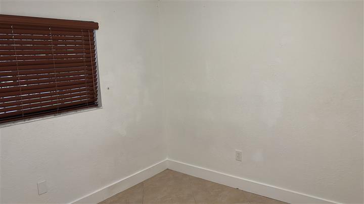 $850 : Rento cuarto en Hialeah $850 image 4