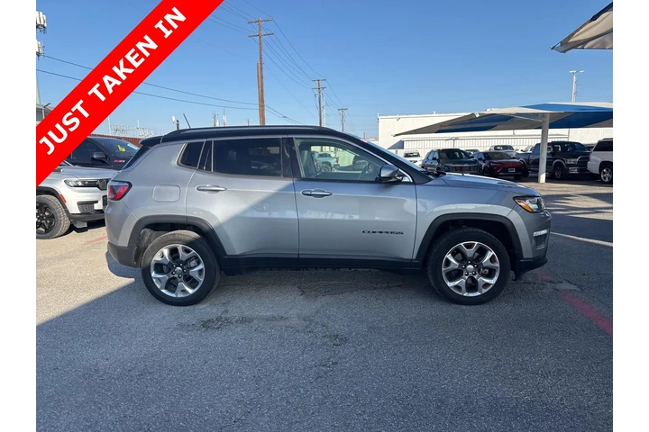 $17740 : Jeep Compass 2019 4x4 Limite image 4