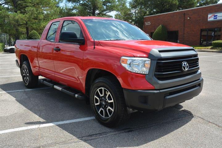 2016 Tundra SR image 5