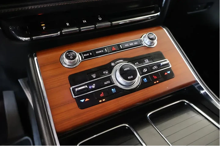 $31979 : Lincoln Aviator 2021 AWD Gra image 8