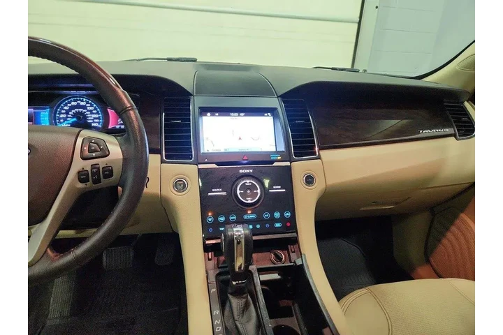 $17998 : Ford Taurus 2016 Limited 4dr image 9