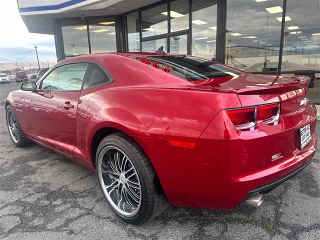 $13999 : 2013 Camaro image 6