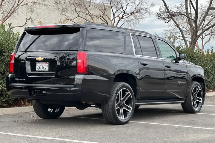 $23590 : Chevrolet Suburban 2018 4x2 image 2