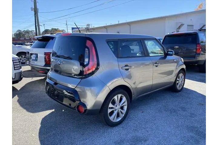 $5989 : Kia Soul 2016 + 4dr Crossove image 3