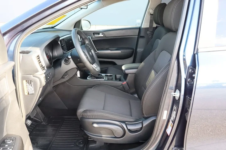 $17688 : 2022 Sportage LX image 7