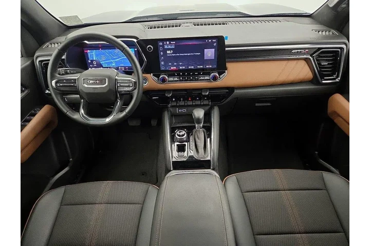 $39998 : GMC Canyon 2024 4x4 AT4 4dr image 9