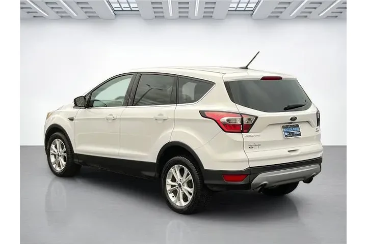 $8500 : Ford Escape 2017 AWD SE 4dr image 5