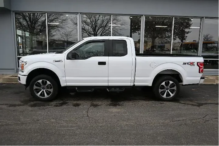 $26988 : Ford F-150 2020 4x4 XL 4dr S image 2