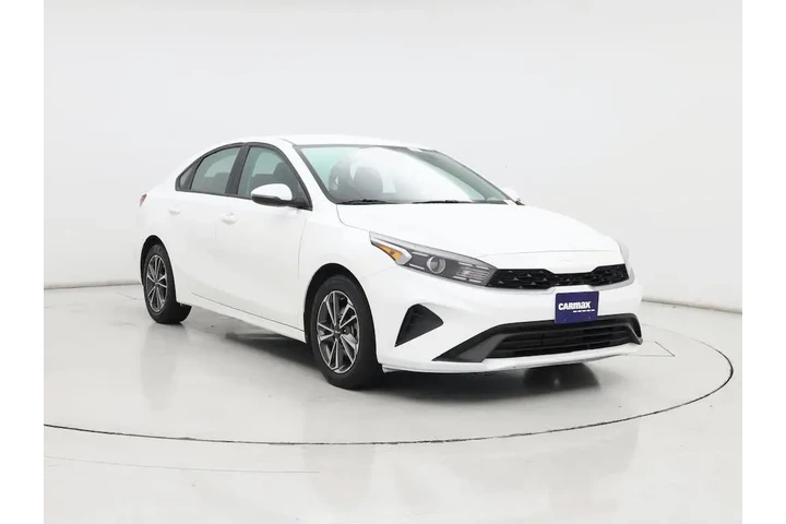 $17998 : Kia Forte 2023 LXS 4dr Sedan image 1