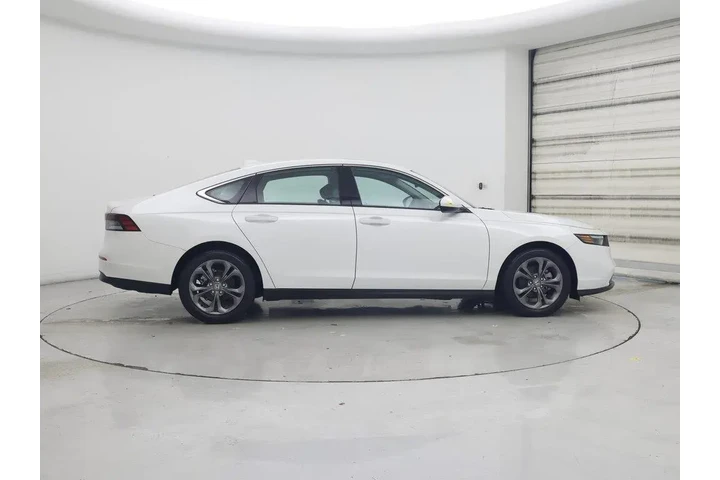 $27998 : Honda Accord 2024 EX 4dr Sed image 7