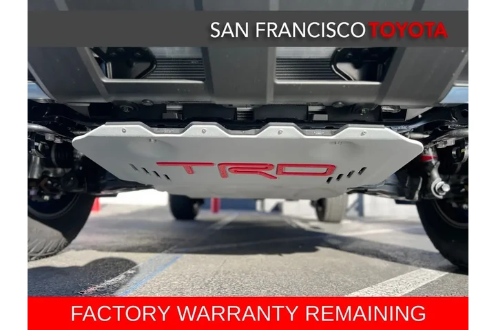 $72999 : Gold Certified2025 4Runner i- image 9