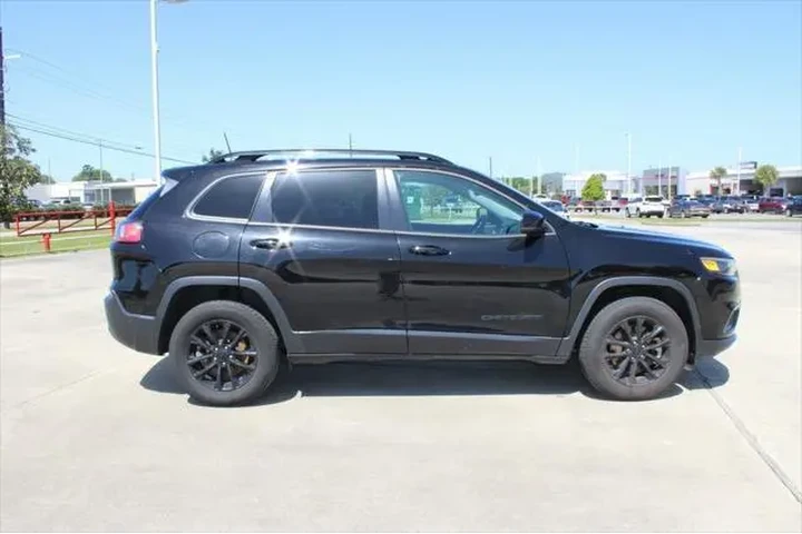 $24999 : Jeep Cherokee 2023 4x4 Altit image 5