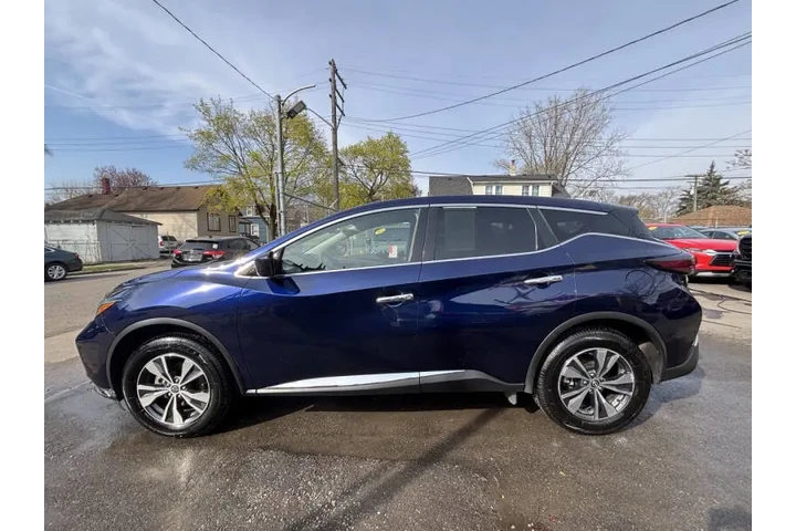 $25995 : 2023 Murano S image 9