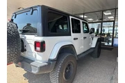 $23604 : Jeep Wrangler Unlimited 2019 thumbnail