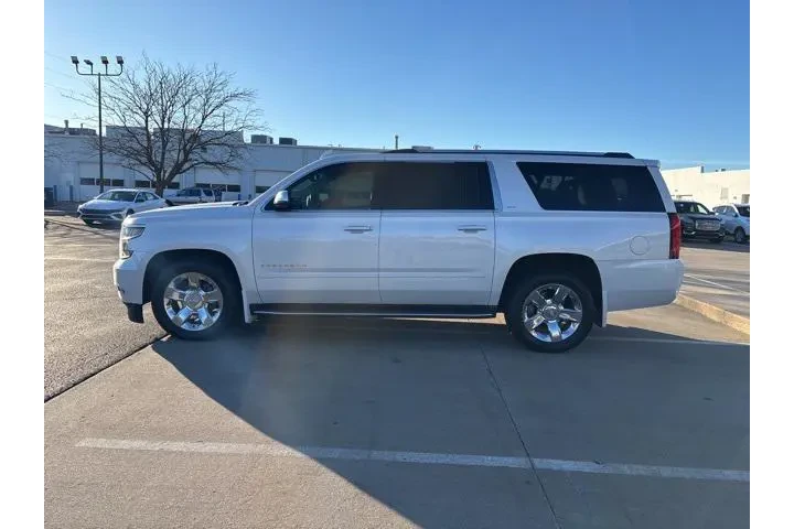 $23999 : Chevrolet Suburban 2016 4x4 image 2