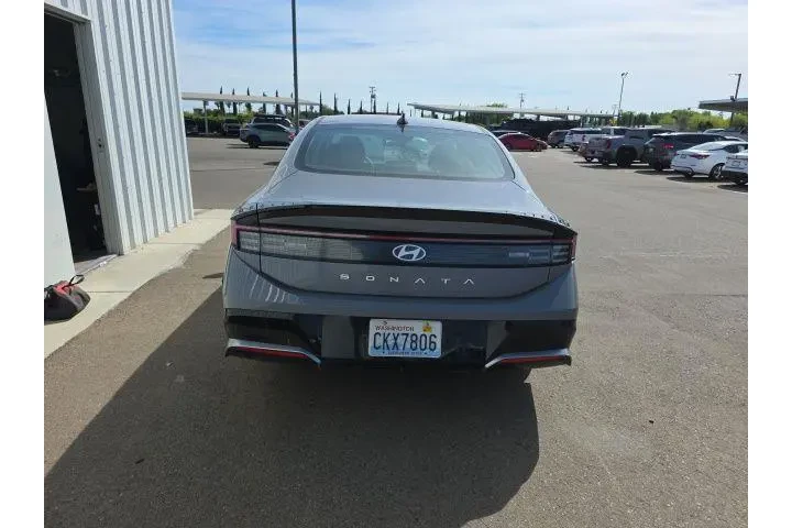 $23900 : Hyundai SONATA 2024 AWD SEL image 5