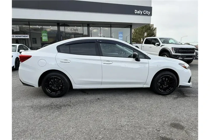 $17198 : Subaru Impreza 2020 AWD Base image 9