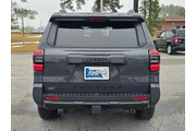 $39491 : Toyota 4Runner 2025 4x2 SR5 thumbnail