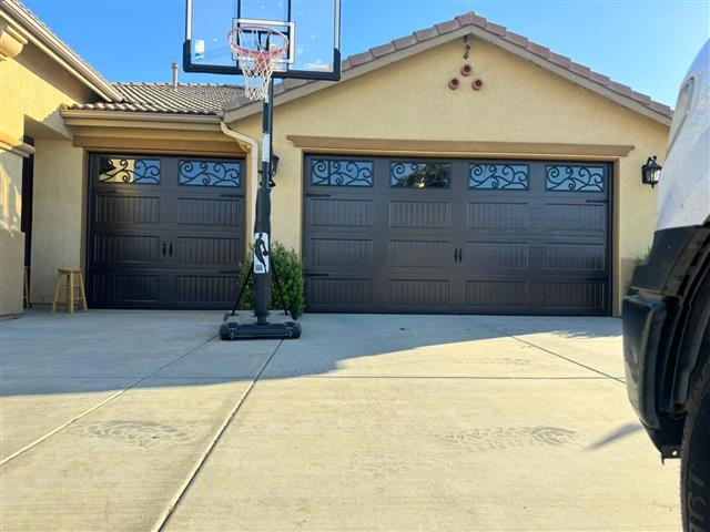 Aluminum Garage Doors VIP image 6