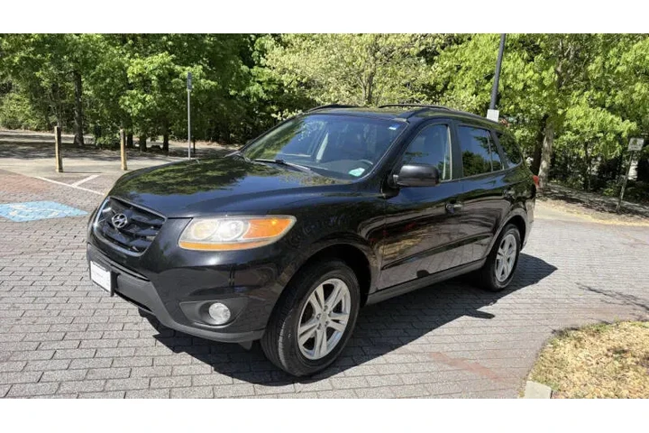 $3800 : 2011 Santa Fe Limited image 5