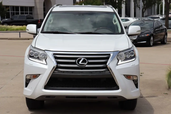 $29855 : 2017 GX 460 4WD image 5