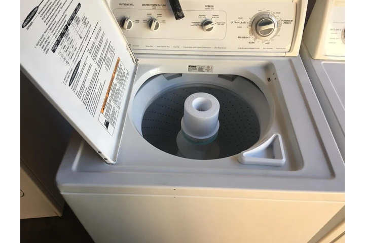 Lavadoras, secadora y refris. image 5