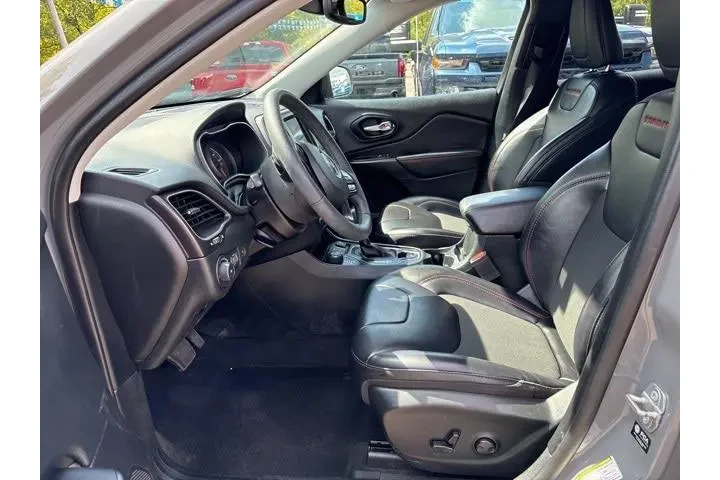 $24877 : Jeep Cherokee 2022 4x4 Trail image 7