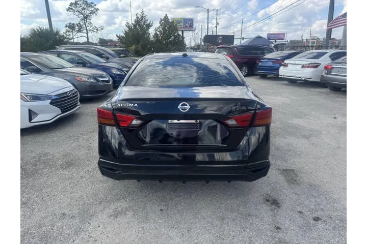 $10997 : 2020 Altima 2.5 S image 7
