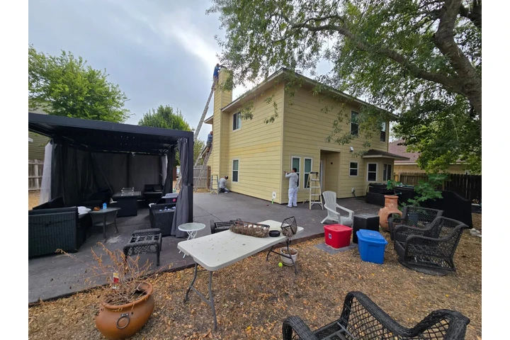 JIGH SIDING & CORNICE image 9