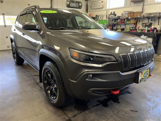 $26900 : 2021 Cherokee Trailhawk image 3