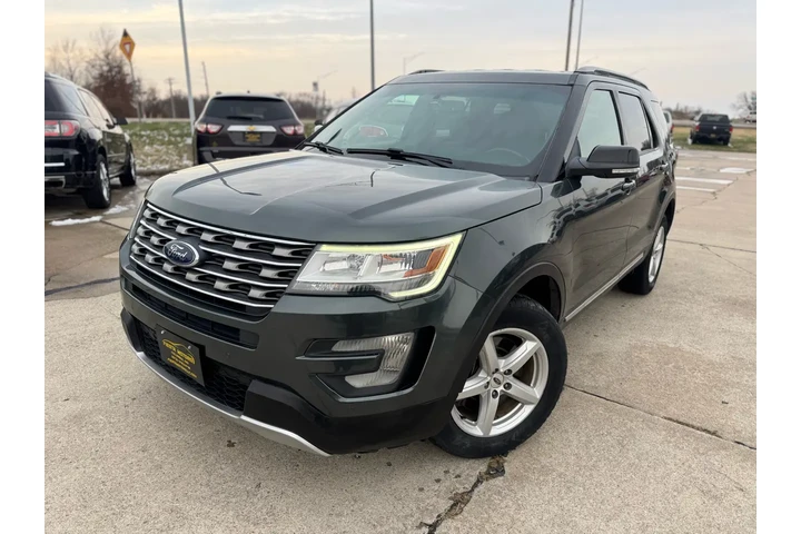$15999 : 2016 Explorer XLT 4WD image 4