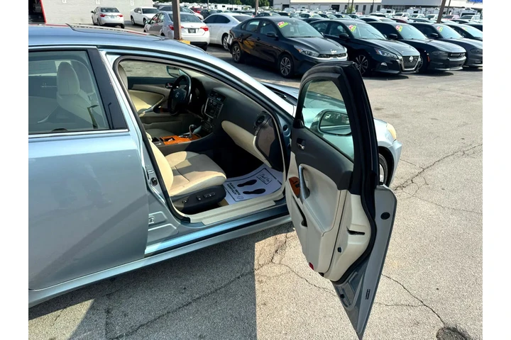 $8980 : 2009 IS 250 4dr Sport Sdn Aut image 8