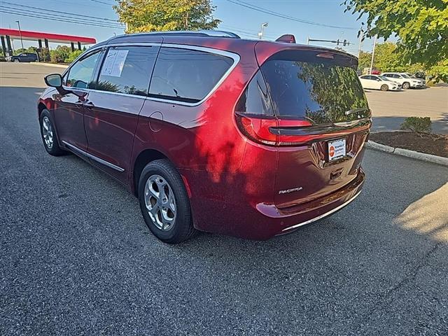 $29000 : PRE-OWNED  CHRYSLER PACIFICA L image 6