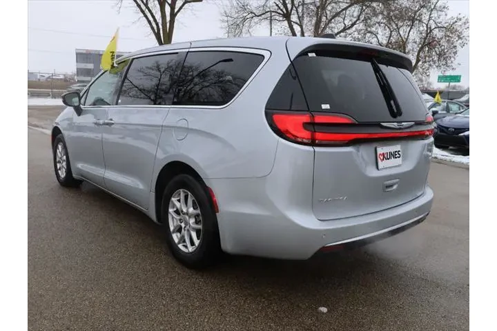 $30477 : Chrysler Pacifica 2024 Touri image 7