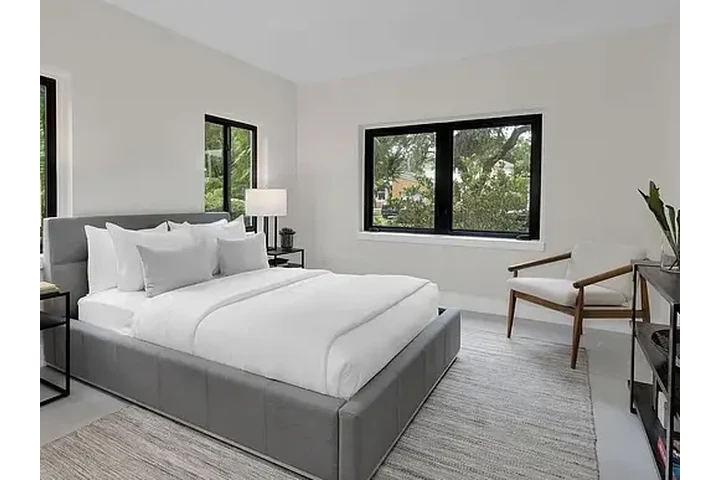 $1500 : HOUSE FOR RENT image 9