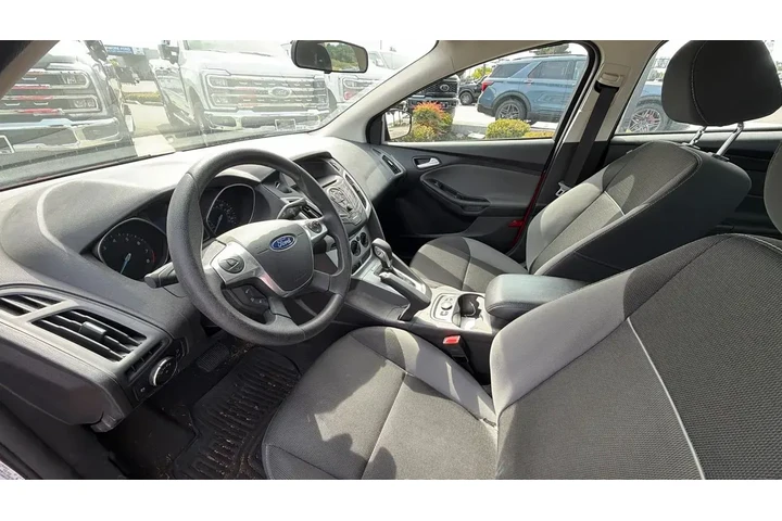 $7500 : Ford Focus 2014 SE 4dr Sedan image 3