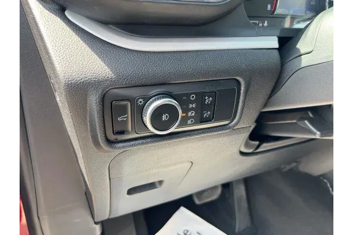 $32515 : Ford Explorer 2023 AWD XLT 4 image 8