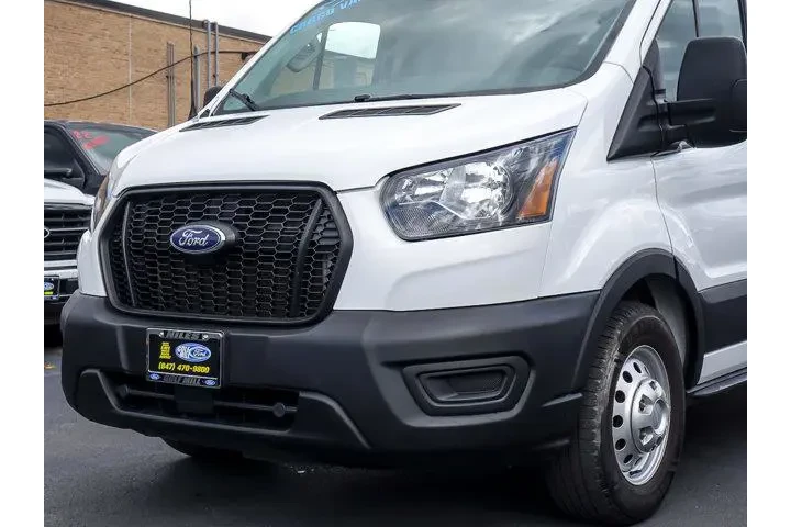 $27933 : Ford Transit 2021 AWD 250 3d image 2