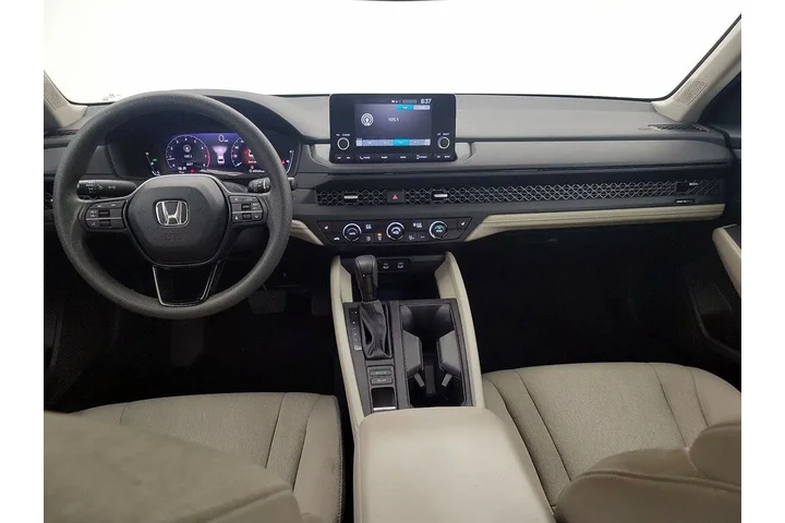 $22998 : Honda Accord 2024 EX 4dr Sed image 9