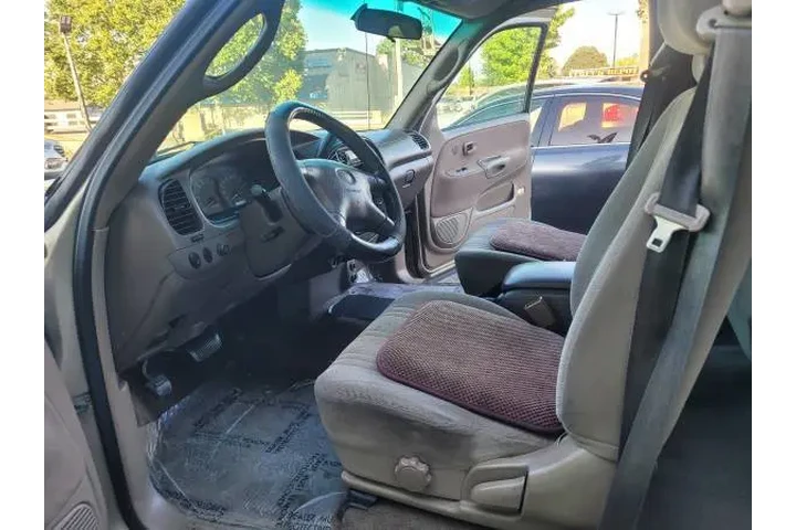 $7590 : 2002 Tundra SR5 V8 image 6