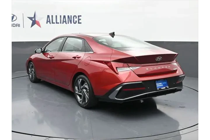 $21999 : Hyundai ELANTRA 2024 Limited image 6