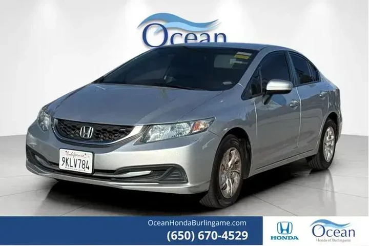 $10995 : Honda Civic 2015 LX 4dr Seda image 1
