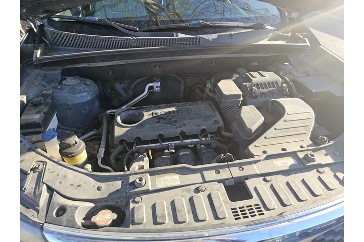 $3500 : 2011 Kia sorento lx 4d sport image 9