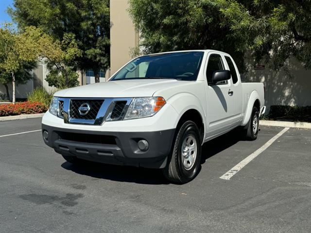 2019 Frontier 2WD King Cab I4 image 2